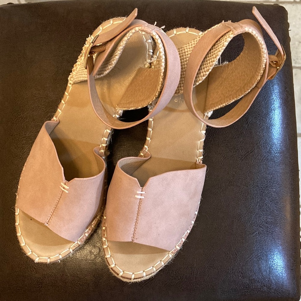 Catherine Malandrino Wedges, Pink, 7.5